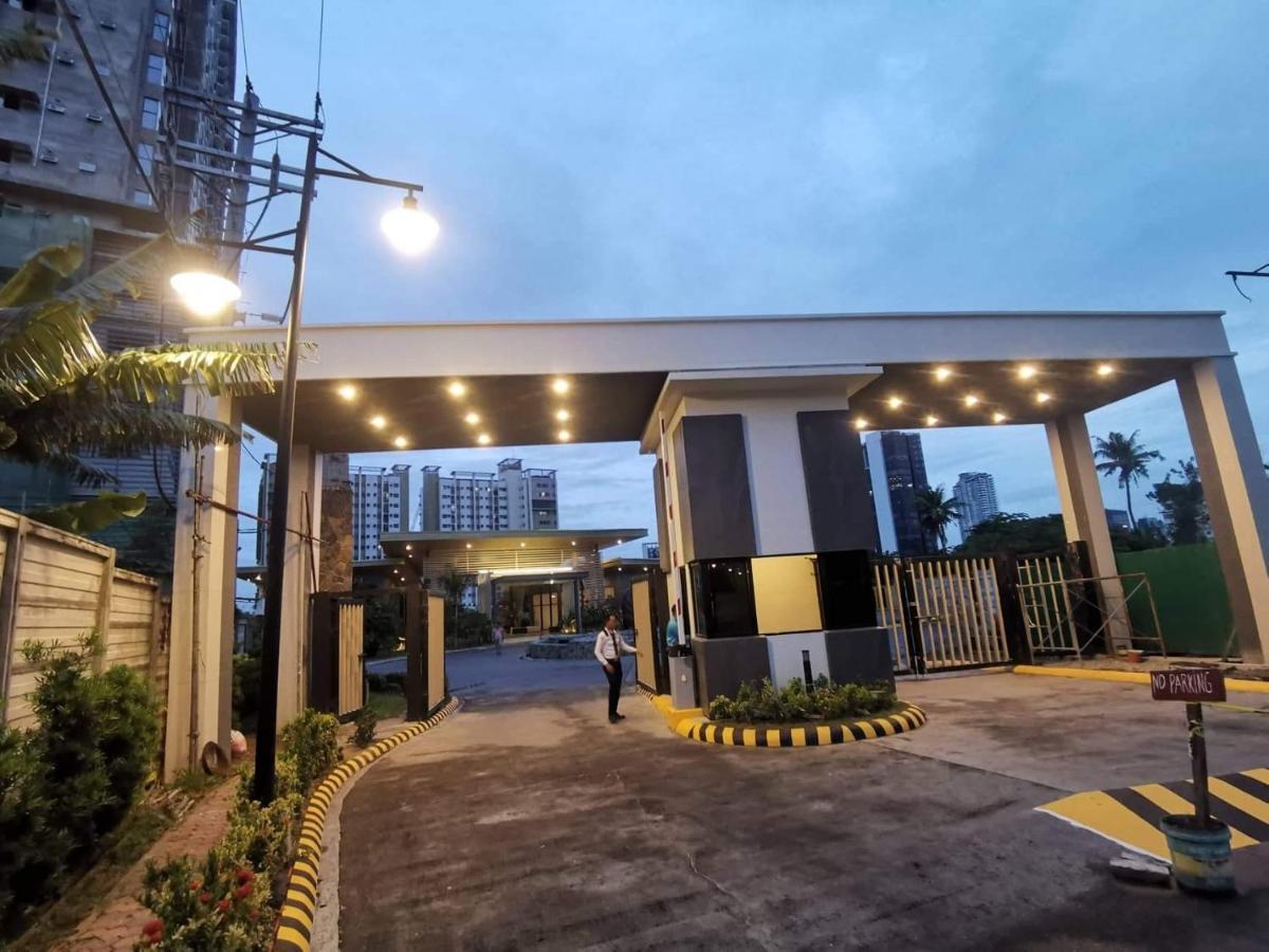 Grand Residences Studio Unit - Walking Distance To It Park Cebu ภายนอก รูปภาพ