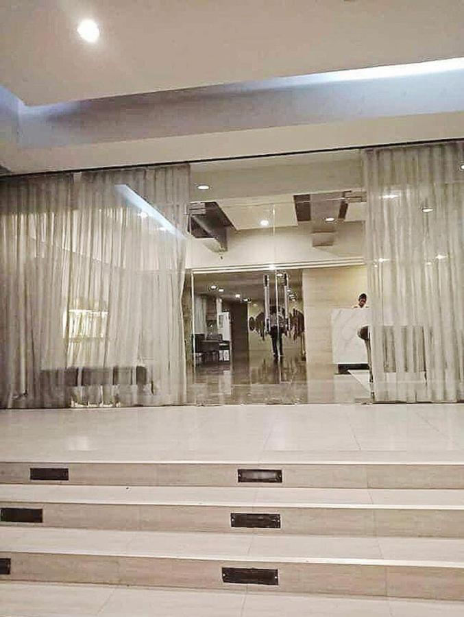 Grand Residences Studio Unit - Walking Distance To It Park Cebu ภายนอก รูปภาพ